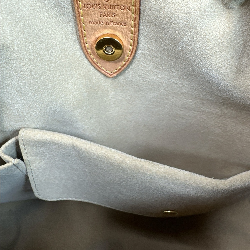 ❤️❤️Sold❤️❤️Louis Vuitton monogram galleria shoulder bag - Picture 10 of 15